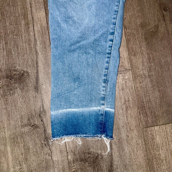 Express High Rise Skinny Jeans | Light Wash | NWT (No Tags) | Size 16S - Picture 2 of 6
